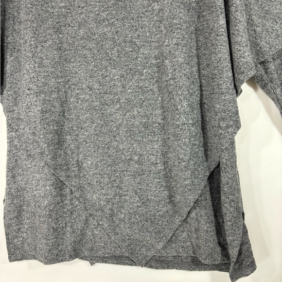 Indigo Soul Gray Sweater and Poncho Look, One piece with 2 Piece Look XL - Picture 3 of 7